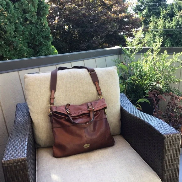 Fossil Messenger Tote Bag - Picture 1 of 16